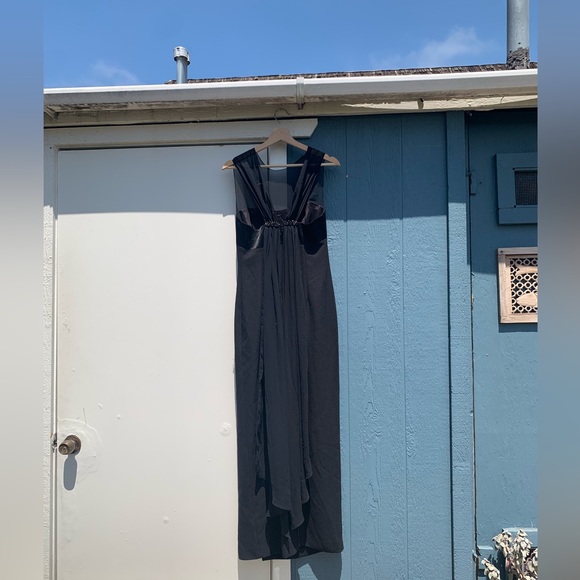 Simple 90s Black Prom Dress - Picture 2 of 3